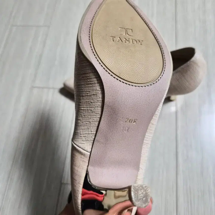 [BUNJANG] Tandy Beige Tone Pumps Heel Women&