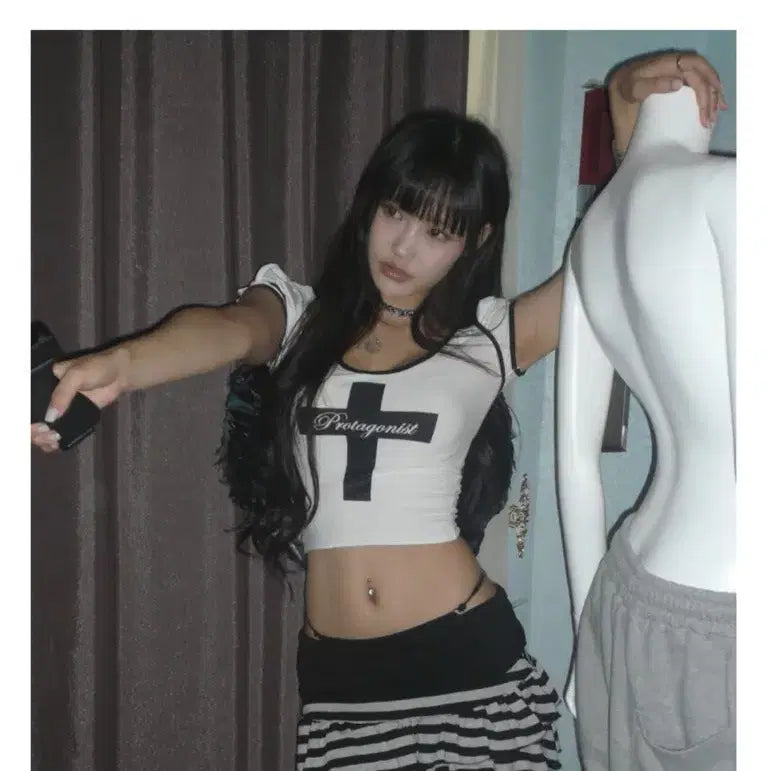 [BUNJANG] Angel Number 555 Protagonist Crop Top / 앤젤넘버555 Protagonist crop top