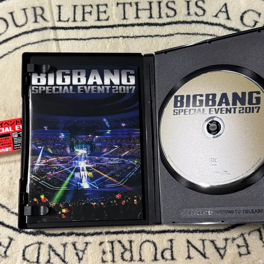 [BUNJANG] BIGBANG 2017 Japan Special Event DVD / 빅뱅 2017 Japan 일본 스페셜이벤트 DVD 디비디