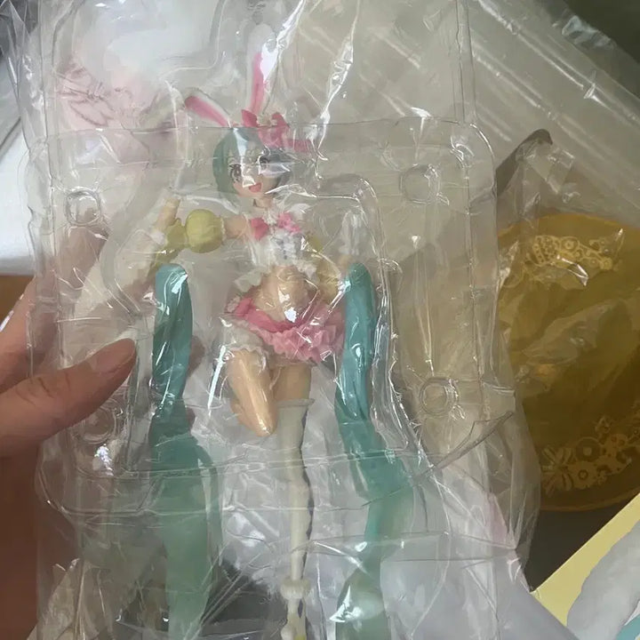 [BUNJANG] Hatsune Miku 2nd Spring Ver. Figure / 하츠네 미쿠 2nd 스프링 ver 피규어. 미쿠 부활절 토끼 피규어