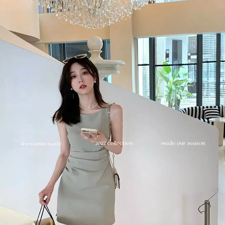 [BUNJANG] Le Touang Satin Shirring Mini Dress / 여행룩 새틴 나시 셔링 미니 원피스 인디그린