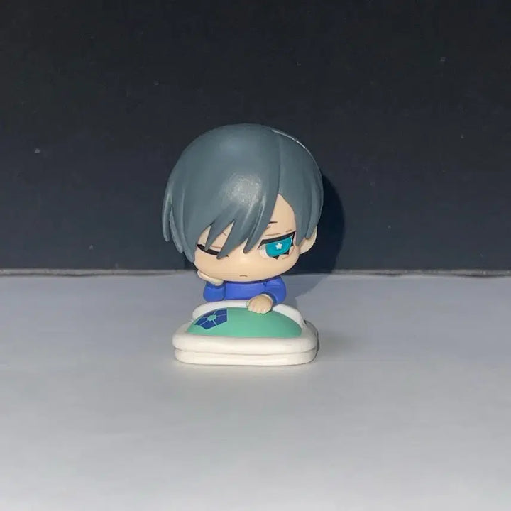 [BUNJANG] Blue Lock Isagi Yoichi Onemutan Gacha Mini Figure / 블루록 이토시 린 오네무탄 가챠 미니 피규어