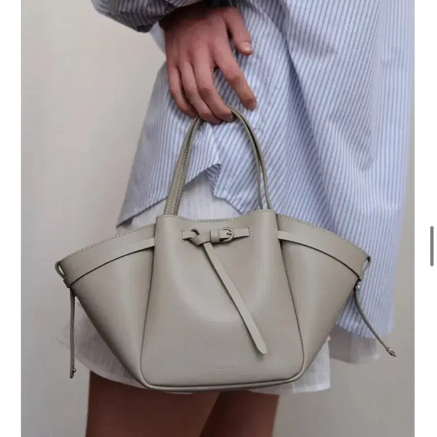 [BUNJANG] Polneat Petit Antos Bag Linen Plain / 폴뉴아 쁘띠 안토스백 린넨 플레인