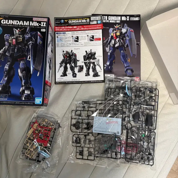 [BUNJANG] Bandai HG Gundam Mark-II Titans Real Type Model Kit / hg 건담 마크-2 티탄즈 리얼타입