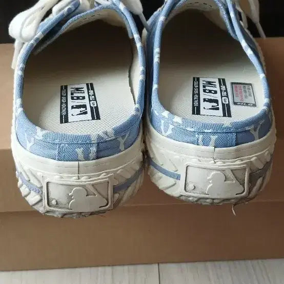 [BUNJANG] MLB Playball Mule Monogram New York Yankees Shoes (260mm) / MLB  플레이볼 뮬 모노그램 뉴욕 양키스(260mm)