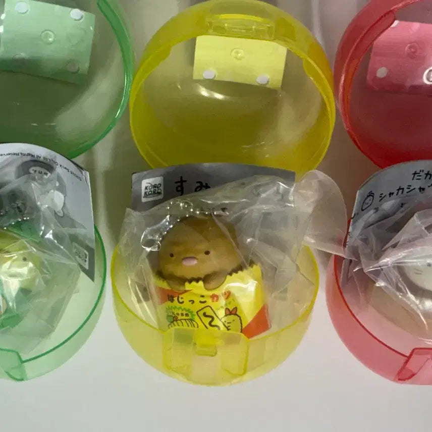 [BUNJANG] San-X Sumikko Gurashi Shaka Shaka Keychain Set / 산엑스 스미코구라시 스밋코구라시 샤카샤카 키링 전구 가챠 네코 펭귄