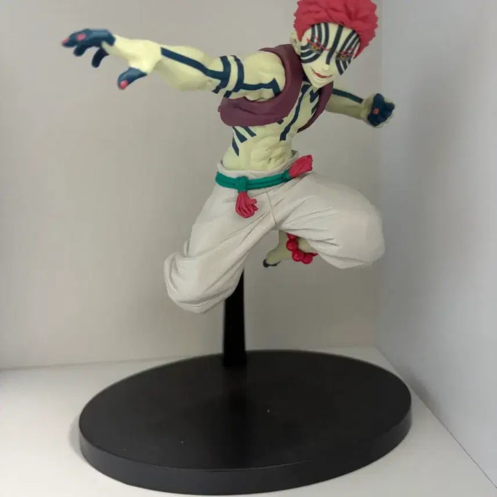 [BUNJANG] Demon Slayer Akaza Figure / 귀멸의 칼날 아카자 피규어