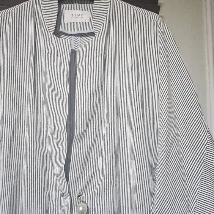 [BUNJANG] TIME Striped Jacket / TIME 스트라이프 자켓