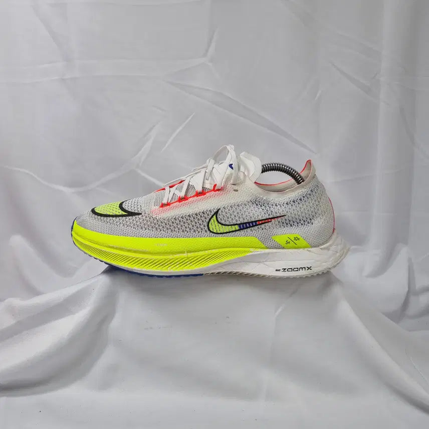 [BUNJANG] Nike Zoom X Streakfly Premium Vintage Sneakers / 빈티지하서 270 나이키 줌 x 스트릭플라이 프리미엄 스니커즈 러닝화