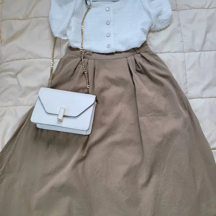 [BUNJANG] MNLB Beige Midi Skirt / MNLB 베이지색 미디 스커트