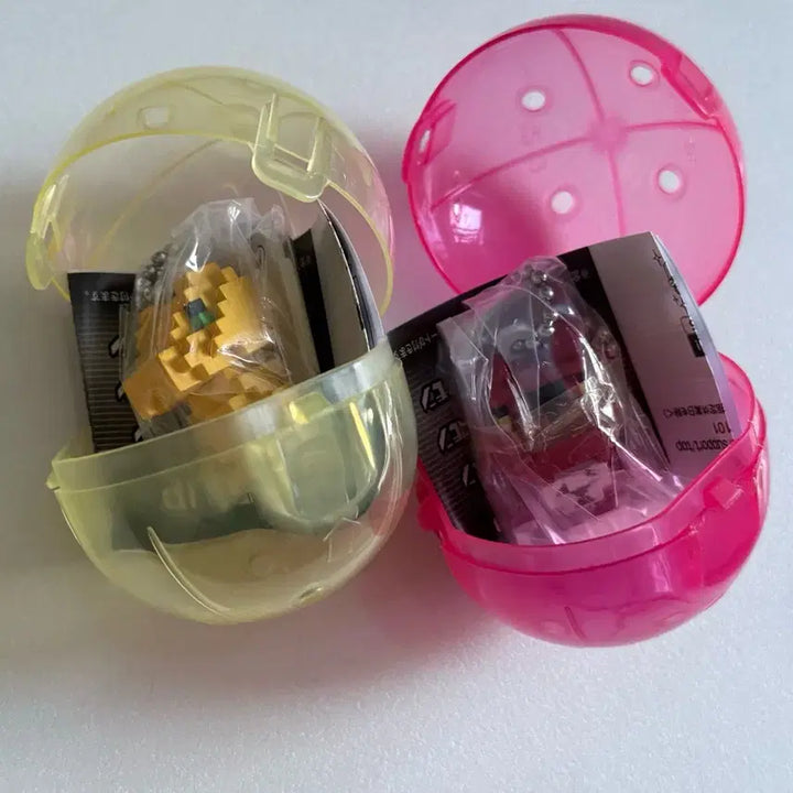 [BUNJANG] Digimon Agumon Guilmon Pixel Keychain Gacha Bundle Set (Sealed) / 디지몬 도트 아구몬 길몬 피규어 키링 가챠 일괄 미개봉