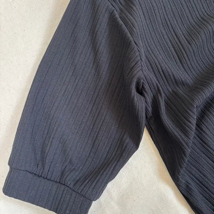 [BUNJANG] Pleated Shirring Short Sleeve T-shirt - Black / 새상품 플리츠 셔링 반팔 티셔츠 블랙