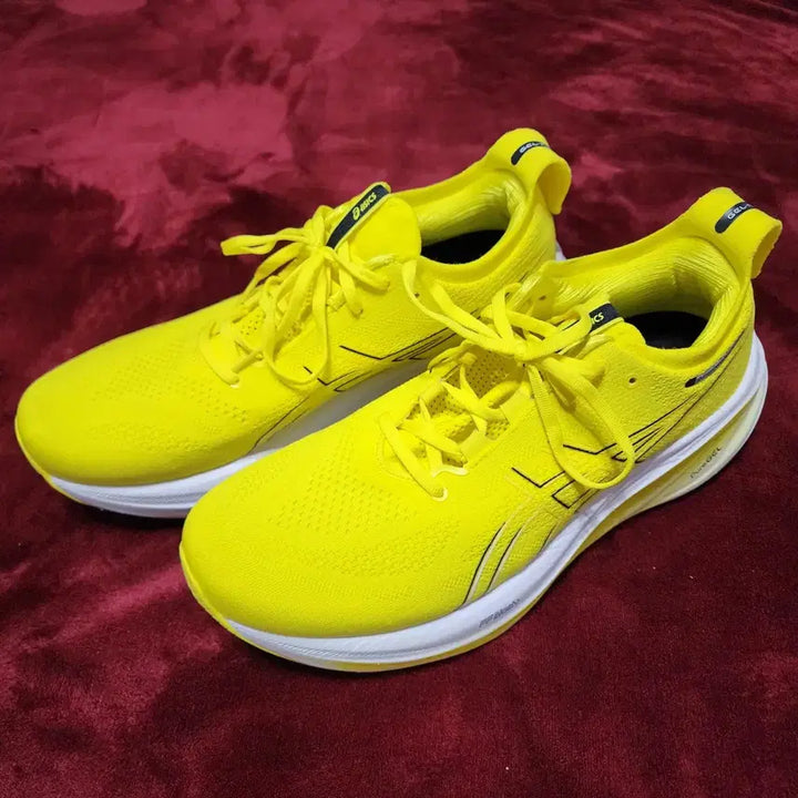 [BUNJANG] Asics Gel-Nimbus 26 Running Shoes Bright Yellow 285mm / 아식스 젤 님버스 26 러닝화 운동화 브라이트 옐로우 11D285mm