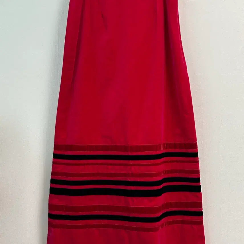 [BUNJANG] Mulligodart Velvet Stripe Skirt UK8 / 몰리고다드 벨벳 스트라이프 스커트 - UK8 Size