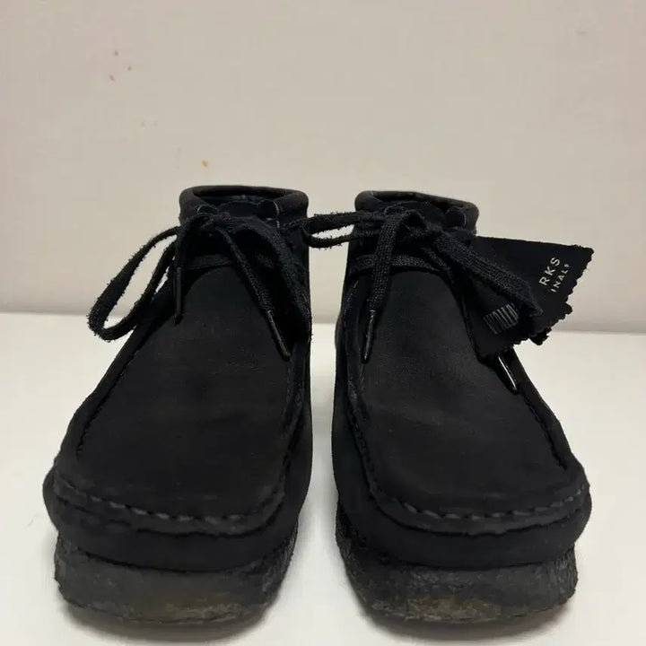 [BUNJANG] Clarks Wallabee Suede Shoes Size 250 / 클락스 왈라비 스웨이드 250