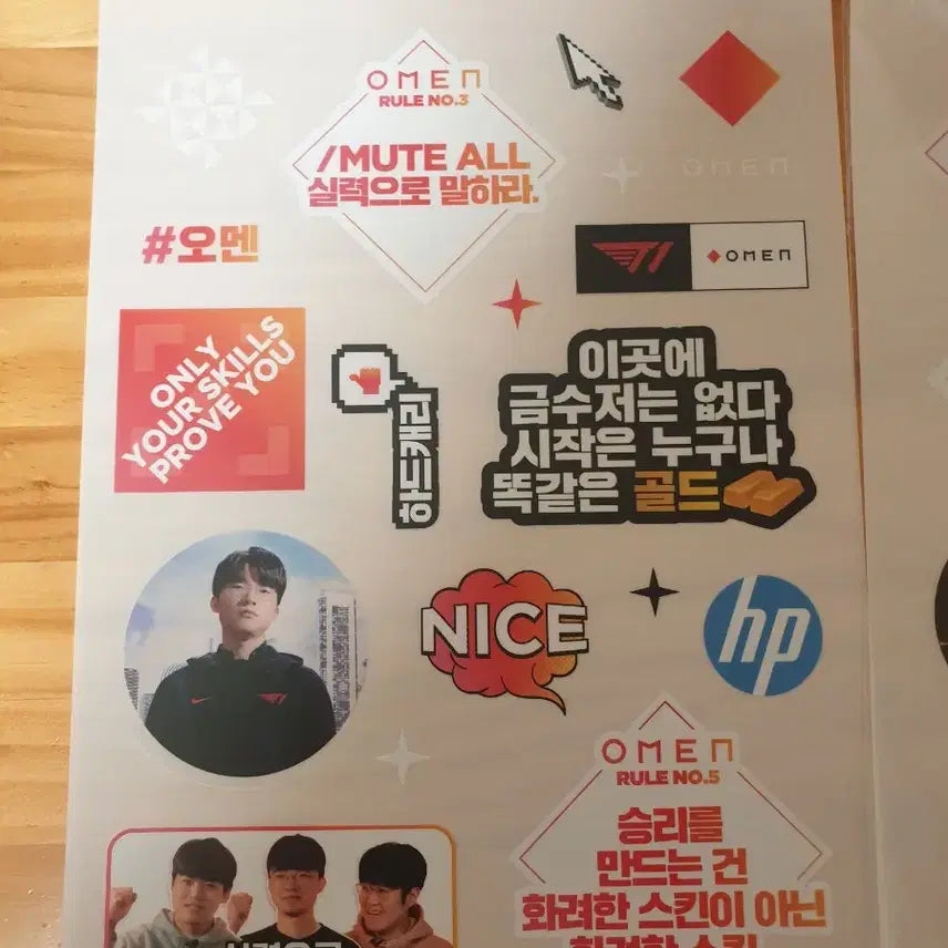 [BUNJANG] T1 League of Legends Limited Edition Sticker Set / LCK 리그 오브 레전드 롤 T1 한정판 굿즈 팝니다