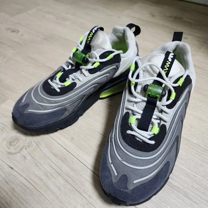 [BUNJANG] Nike Air Max 270 React Grey Fluorescent 275mm / 나이키 에어맥스 270 리액트 그레이 형광 275mm