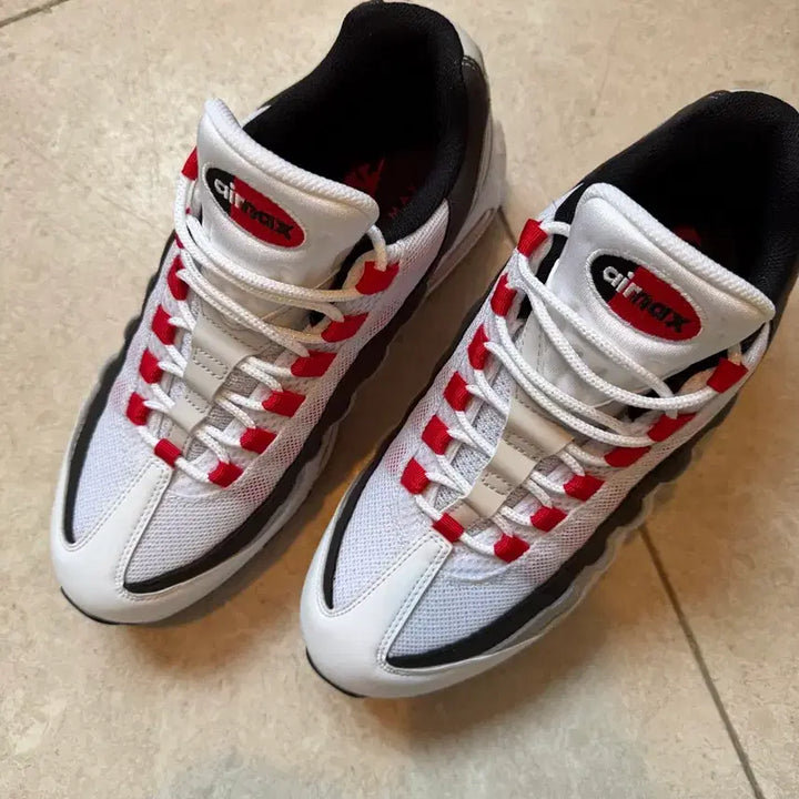 [BUNJANG] Nike Air Max 95 White Red Black 270mm / 나이키 에어맥스95 흰빨검 270 사이즈