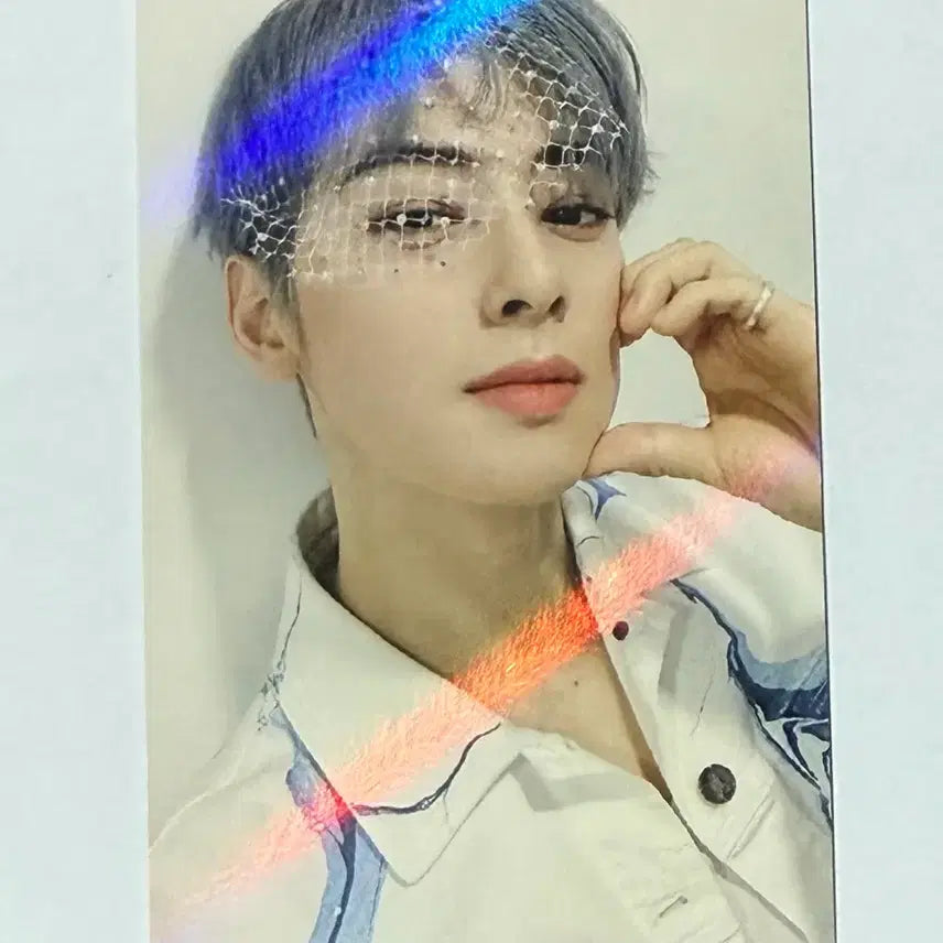 [BUNJANG] Astro Cha Eun Woo Hologram Photocard / 아스트로 차은우 포토카드 판매합니다(홀로그램)