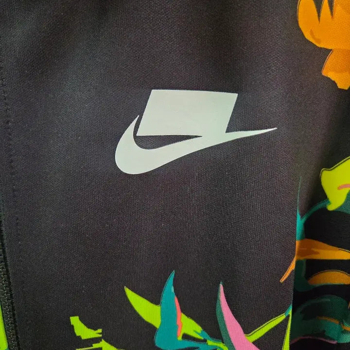 [BUNJANG] Nike Track Top Zip-Up Black Neon Floral Pattern Jersey L / [희귀템]나이키 트랙탑 집업 블랙 네온 플로럴 패턴 (L) / 져지