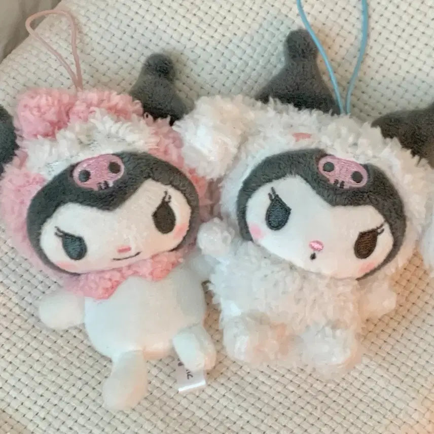 [BUNJANG] Sanrio Japan Authentic Kuromi Transform Series Mascot Keychain (Cinnamoroll/My Melody) / 일본 산리오 정품 쿠로미 친구로 변신 마스코트 키링 마이멜로디 시나모롤