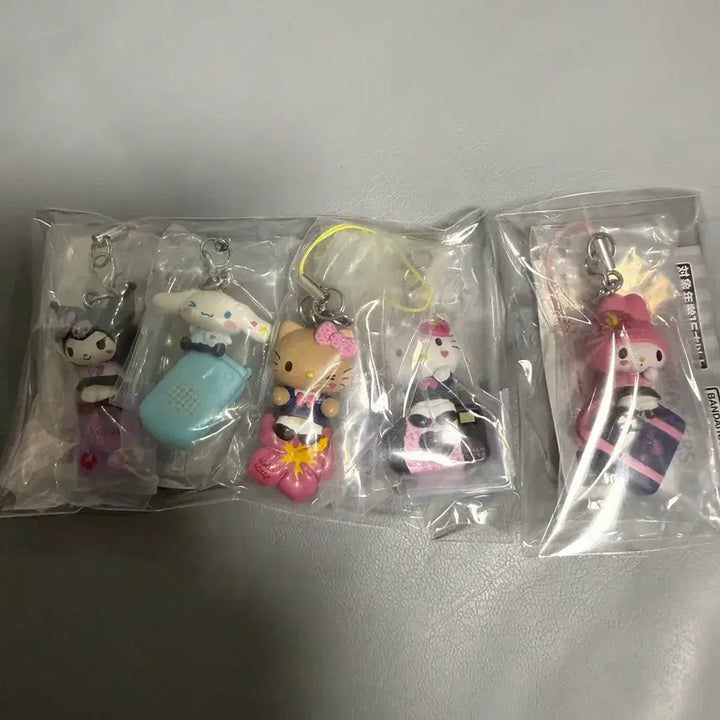 [BUNJANG] Sanrio Heisei Gal Charm Gacha Complete Set / 산리오 헤이세이 갸루 참 가챠 5종 컴플레이트