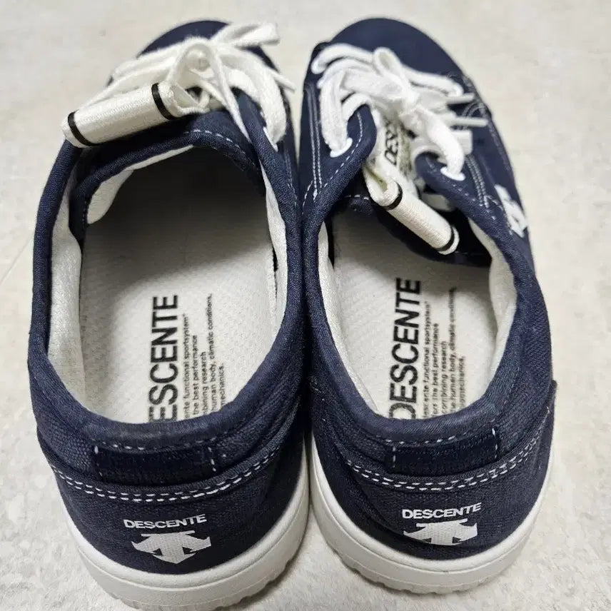 [BUNJANG] Nike Sneakers Size 230mm / 나이키운동화 230mm 두결레 만원