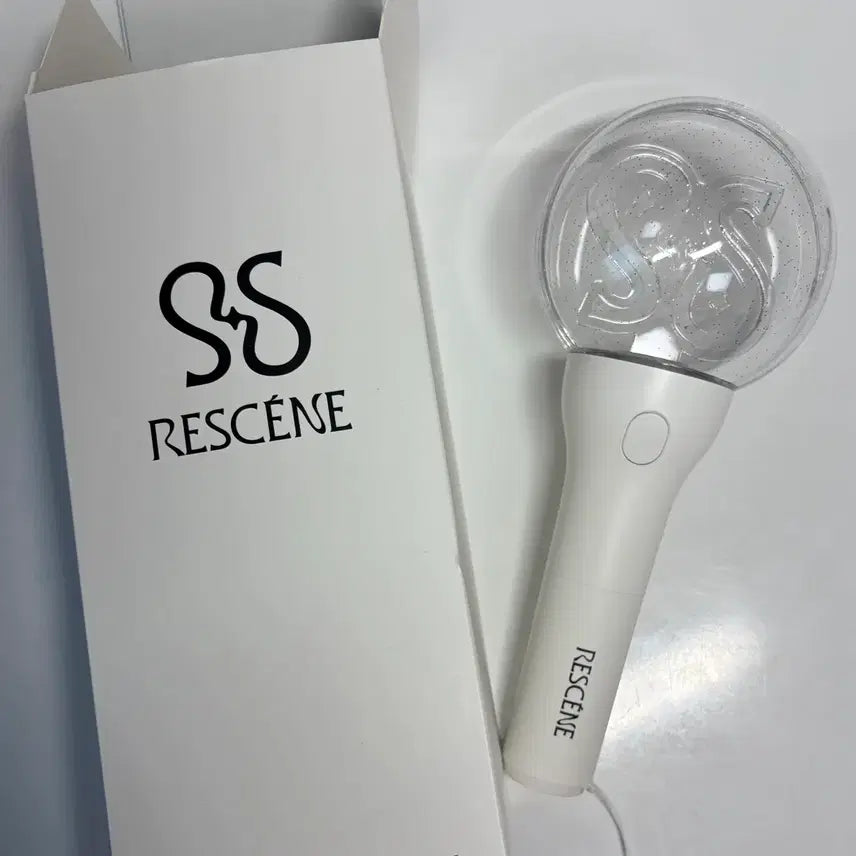 [BUNJANG] Lisence Lightstick / 리센느 응원봉 양도