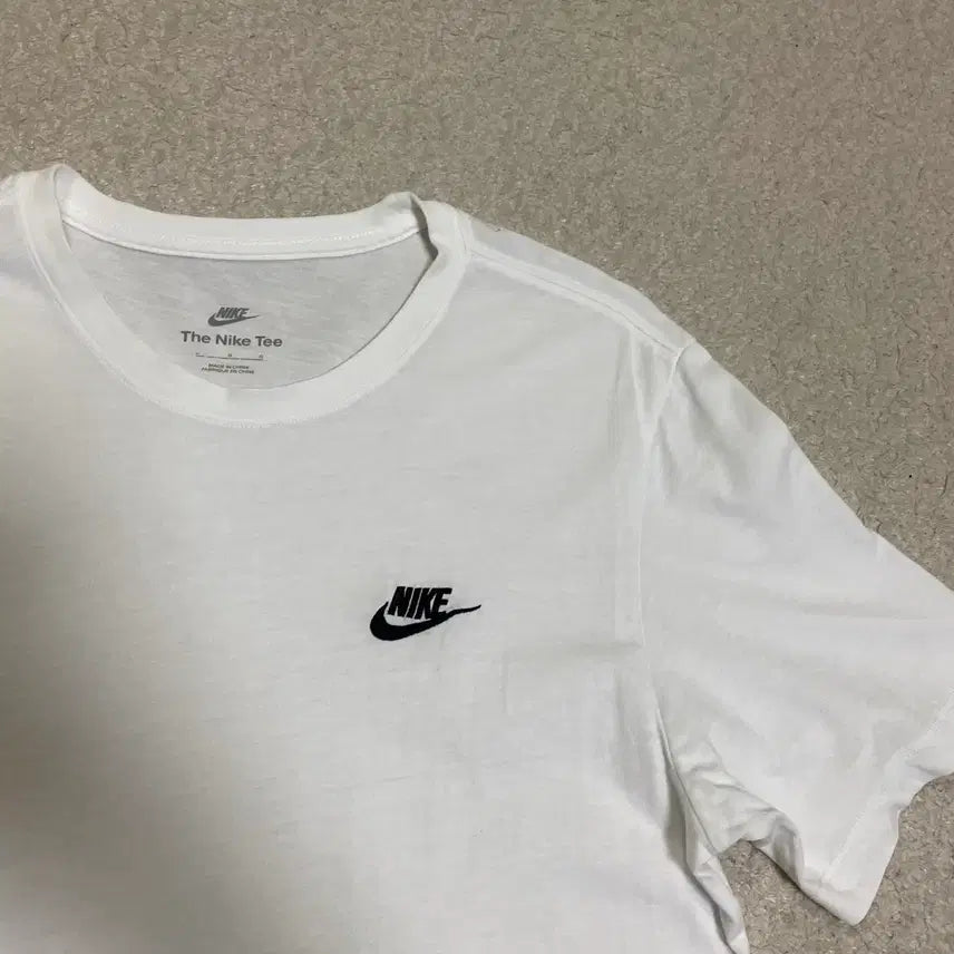 [BUNJANG] Nike Swoosh T-Shirt White L / 나이키 스우시 반팔 티셔츠 화이트 L 100