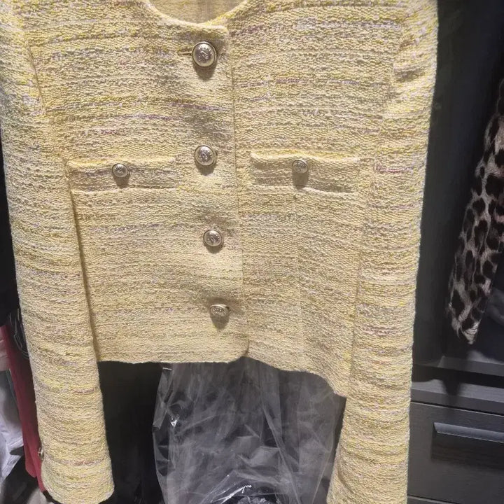[BUNJANG] Sisley Tweed Jacket / 시슬리 트위드 자켓 새거 팝니다.
