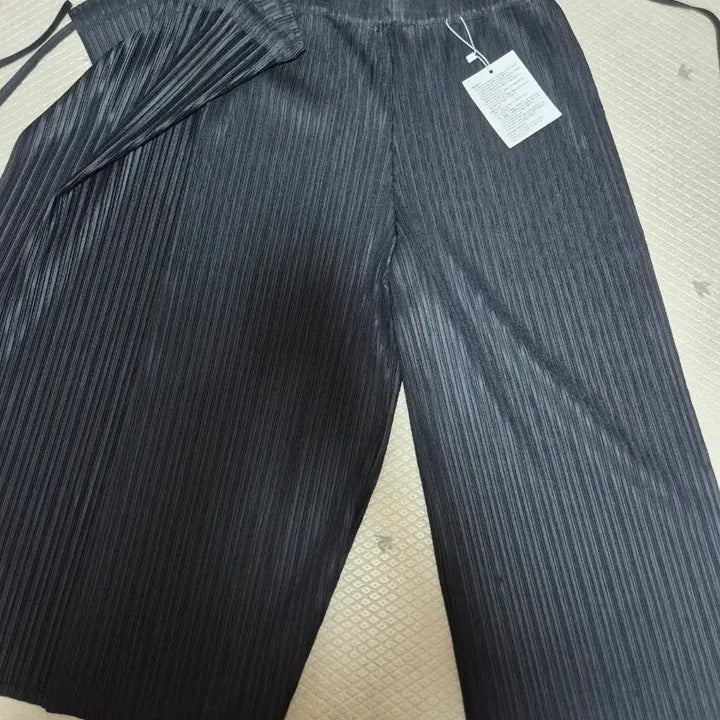 [BUNJANG] FLY PLTZ Ribbed Pleated Pants / FLY PLTZ 립플리츠바지