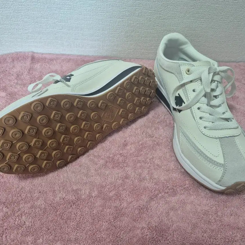 [BUNJANG] Descente Chrono Racer Sneakers Size 240 / 데상트 크론 레이서 240