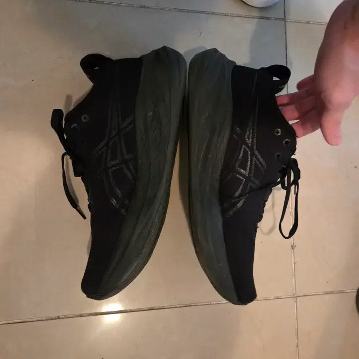 [BUNJANG] ASICS Gel Nimbus 26 Black 2E Wide Running Shoes / 아식스 젤 님버스 26 블랙 2E 와이드 260