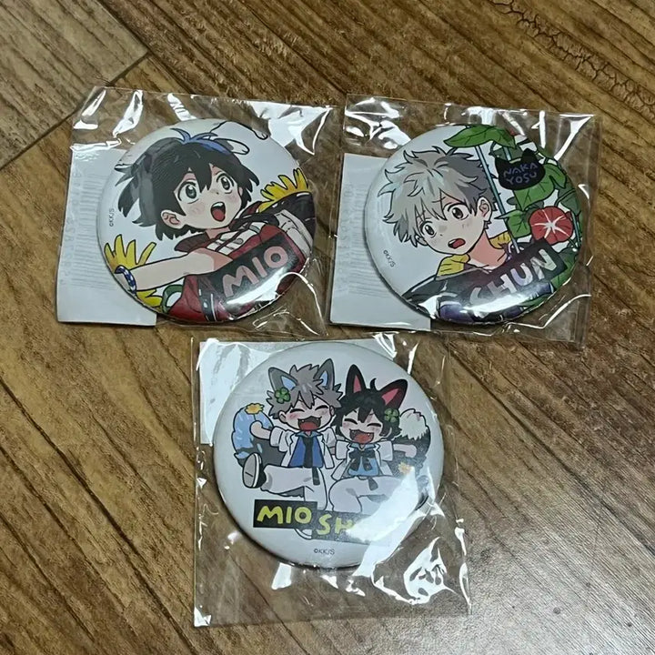 [BUNJANG] Spring Breeze Etranger Beach Etranger Can Badge Set / 봄바람의 에트랑제 해변의 에트랑제 캔뱃지 3종 일괄