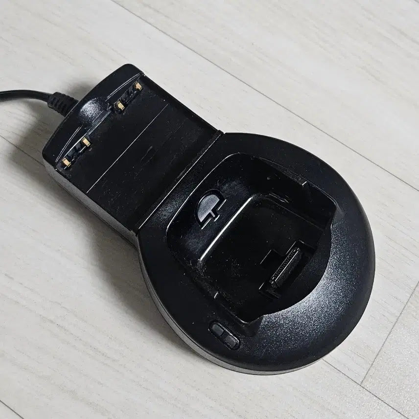 [BUNJANG] Motorola StarTAC SPN4651B Charging Cradle / 모토로라 스타택 충전거치대 SPN4651B