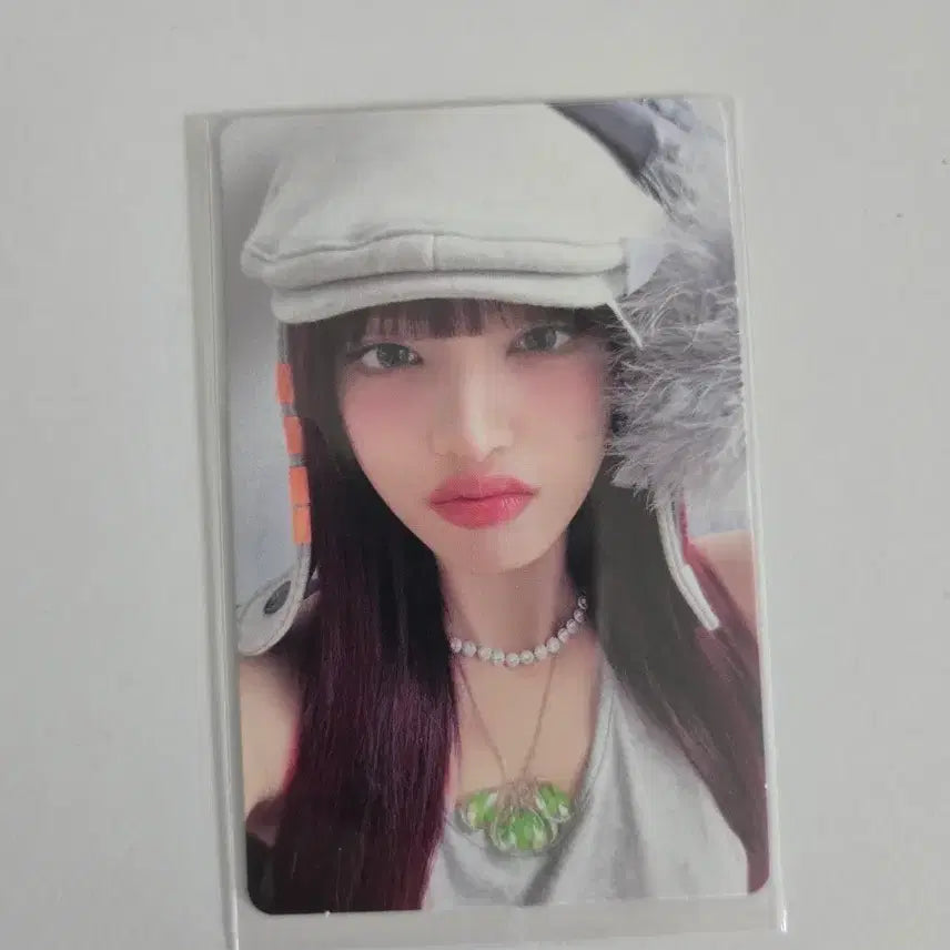 [BUNJANG] IVE Liz REALIZE Spoiler Version Photocard / 아이브 리즈 리바이브 스포일러 버전 앨범 포토카드