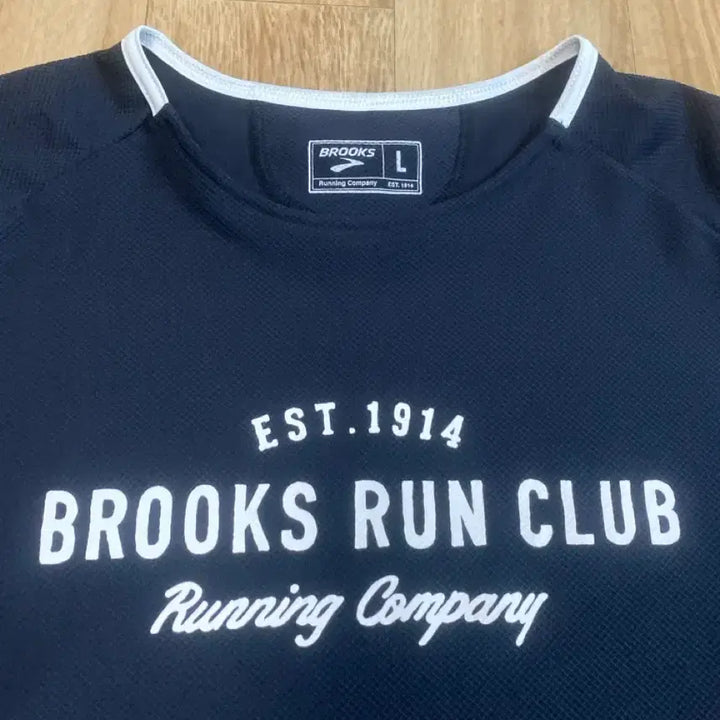 [BUNJANG] Brooks Running Short Sleeve T-Shirt - Size L / 브룩스 러닝 반팔티 L