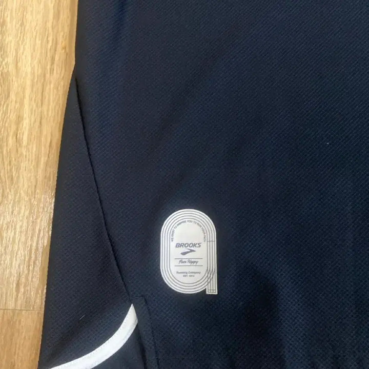 [BUNJANG] Brooks Running Short Sleeve T-Shirt - Size L / 브룩스 러닝 반팔티 L