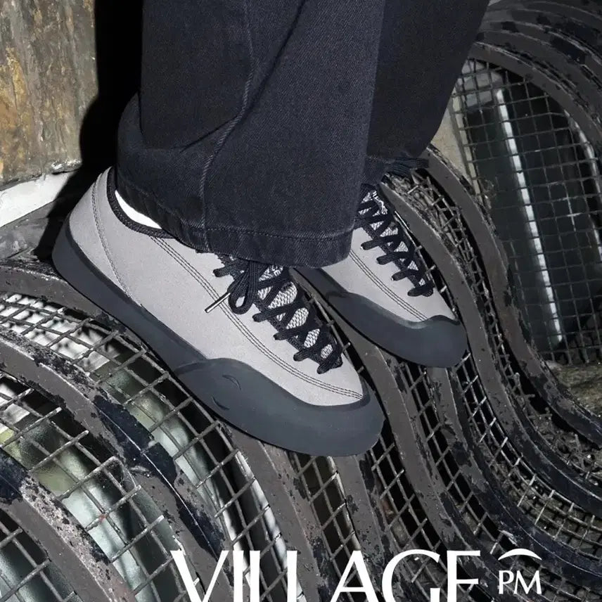 [BUNJANG] Village pm 1.30pm Grey/Black / Village pm 1.30pm grey/black 255사이즈 판매.