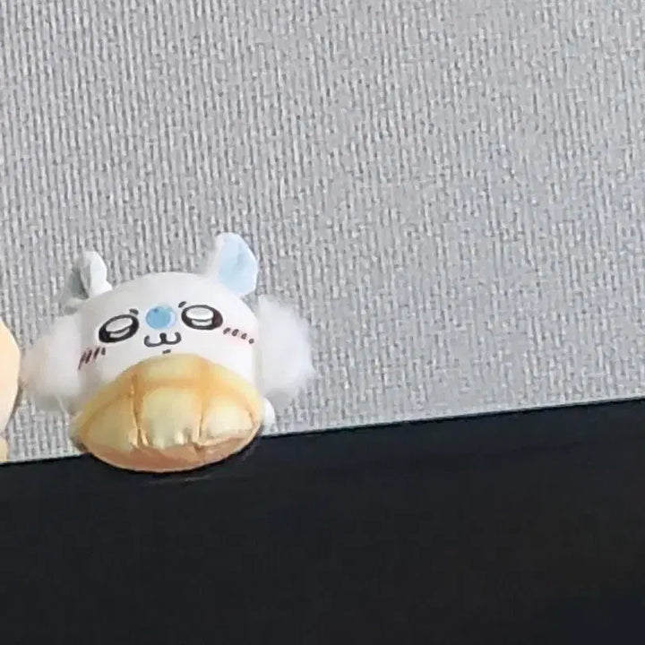 [BUNJANG] Chiikawa Momonga Desktop Doll / 치이카와 모몽가 모니터 데스크탑 인형