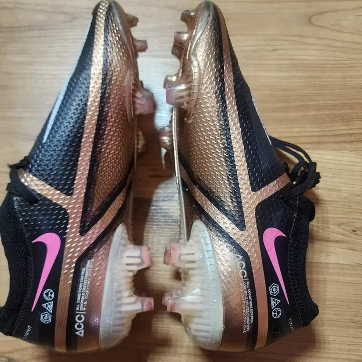 [BUNJANG] Nike Phantom GT2 Elite FG Soccer Cleats / 나이키팬텀GT2엘리트FG