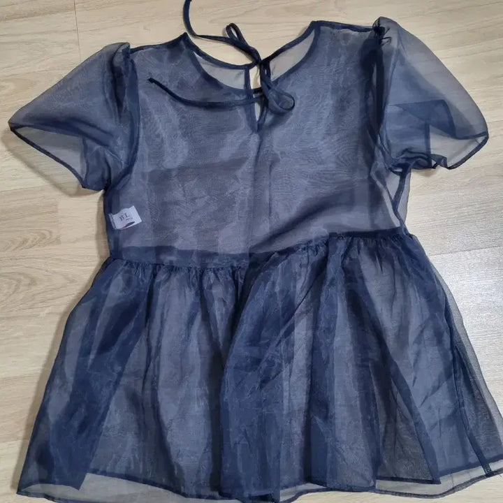 [SOLD OUT] 시스루 반팔 블라우스 네이비 (오간자)