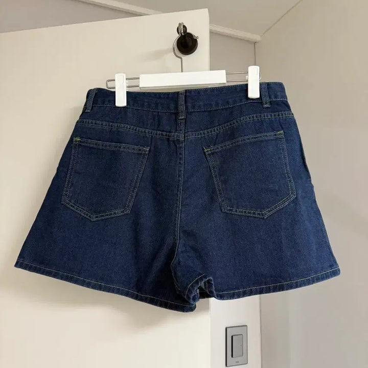[BUNJANG] A-Line Denim Shorts (Size 30-31) / A라인 청반바지(30-31사이즈)