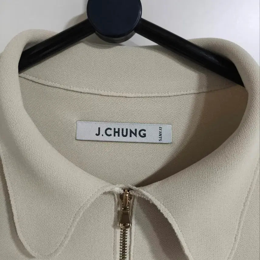 [BUNJANG] S.A.R.A.H A-Line Zipper Top Jacket / S 제이청 시그니처 에이라인 지퍼탑 자켓
