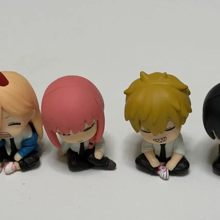 [BUNJANG] Chainsaw Man Shoulder Press Gacha Full Set Denji Makima Aki Power / 체인소맨 어깨쿵 가챠 일괄 덴지 마키마 아키 파워