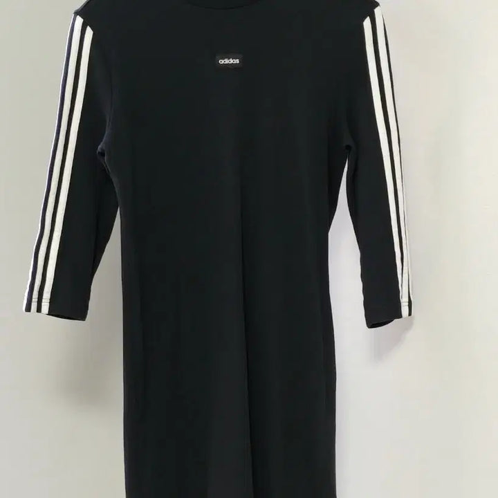 [BUNJANG] Adidas 3-Stripes Short/7-Sleeve Dress (Size L) / 아디다스 정품 3스트립 반팔/7부 원피스 (L사이즈)