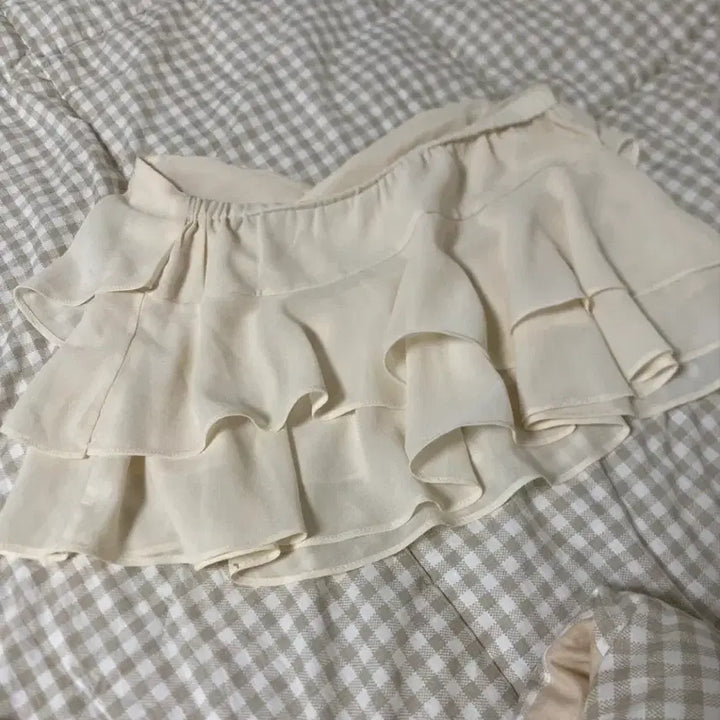 [BUNJANG] Vintage Mori Girl Beige Tiered Skirt / 모리걸 빈티지 에이블리 베이지캉캉치마 하의