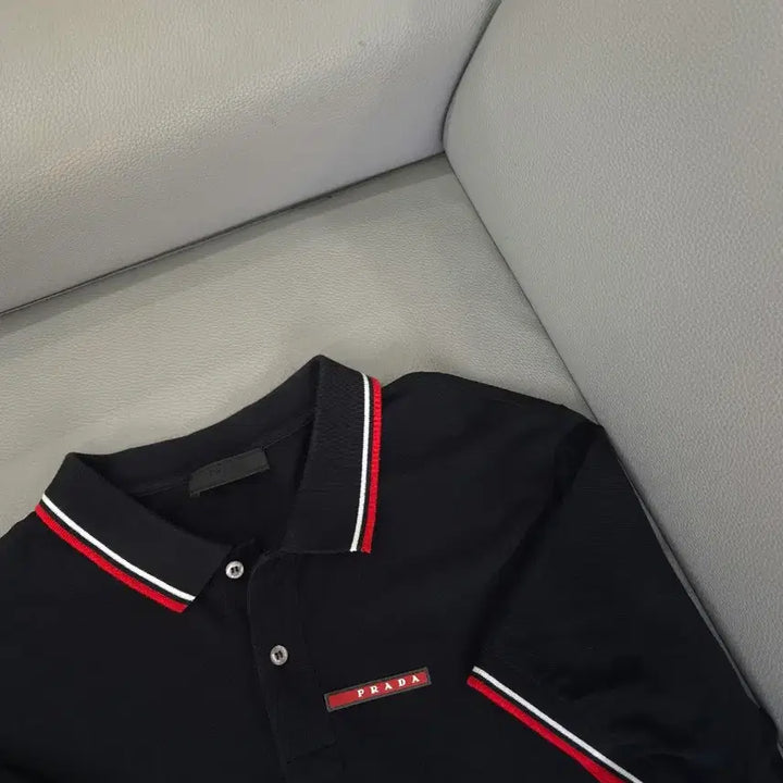 [BUNJANG] Prada Red Tab Polo T-Shirt / 105/ 프라다 레드탭 폴로 반팔