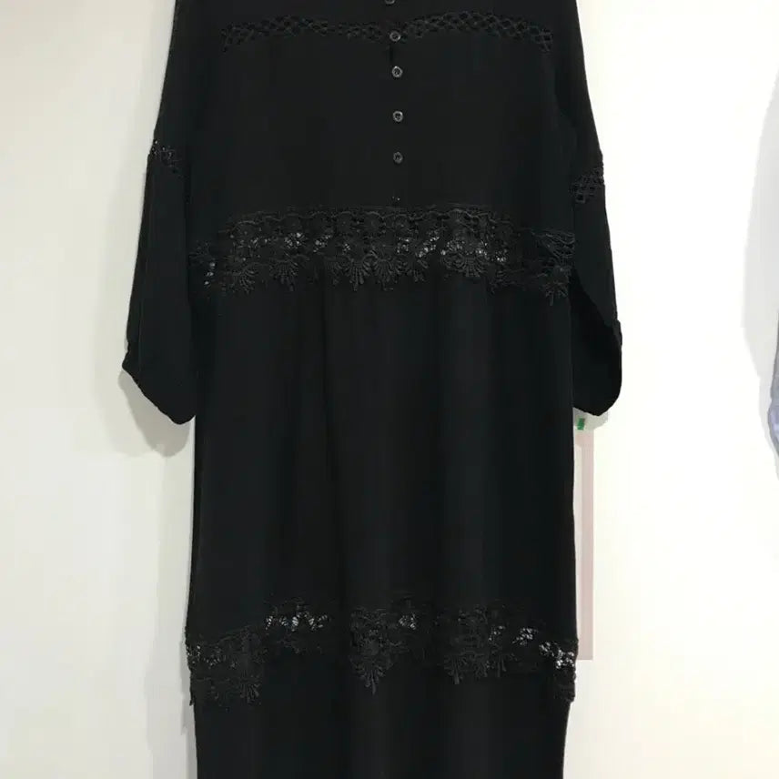 [BUNJANG] Lace Punching Dress / 레이스 펀칭 원피스