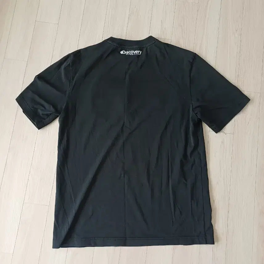 [BUNJANG] Discovery Expedition Black T-Shirt / 디스커버리 익스페디션 블랙 반팔 티셔츠